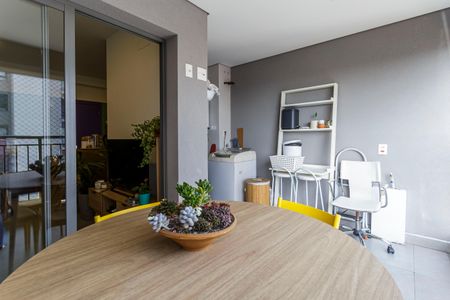 Apartamento à venda com 65m², 2 quartos e 1 vaga Apartamento à venda com 65m², 2 quartos e 1 vagaVaranda da Sala