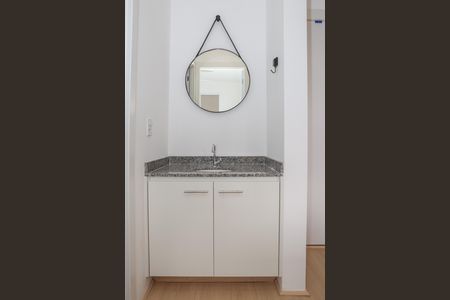 Apartamento à venda com 35m², 2 quartos e sem vaga Apartamento à venda com 35m², 2 quartos e sem vagaBanheiro