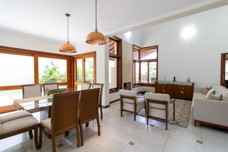 Casa à venda com 225m², 3 quartos e 4 vagasSala de Jantar