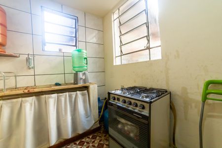 Casa à venda com 732m², 5 quartos e 6 vagasCozinha 2