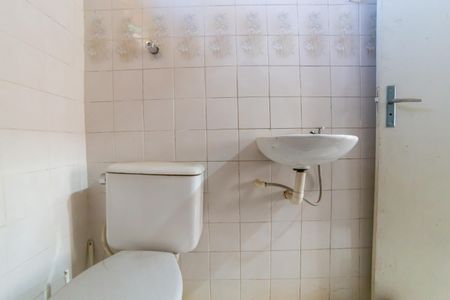 Casa à venda com 732m², 5 quartos e 6 vagasBanheiro Social 3