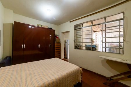 Casa à venda com 732m², 5 quartos e 6 vagasQuarto 4