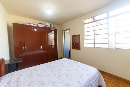 Casa à venda com 732m², 5 quartos e 6 vagasQuarto 5
