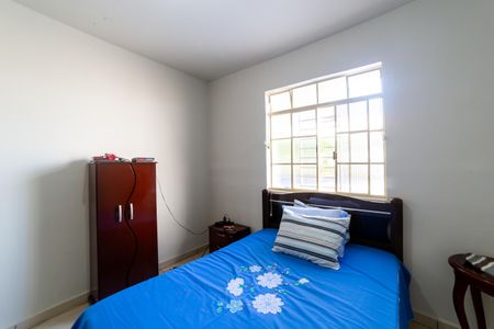 Casa à venda com 732m², 5 quartos e 6 vagasQuarto 3