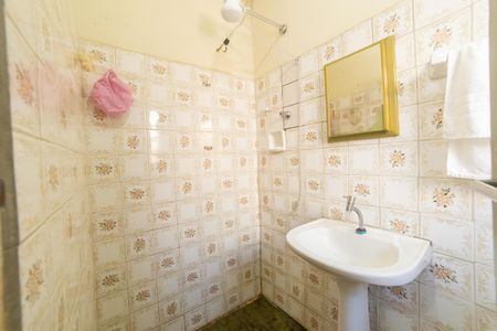 Casa à venda com 732m², 5 quartos e 6 vagasBanheiro Social 2