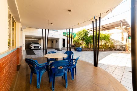 Casa à venda com 732m², 5 quartos e 6 vagasÁrea externa