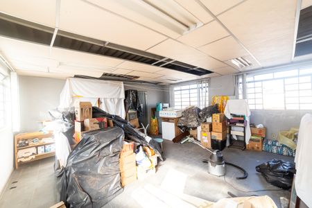 Casa à venda com 732m², 5 quartos e 6 vagasEscritório