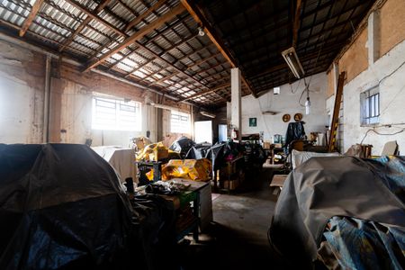 Casa à venda com 732m², 5 quartos e 6 vagasGalpão