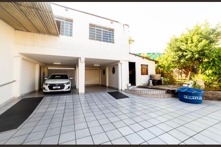 Casa à venda com 732m², 5 quartos e 6 vagasGaragem