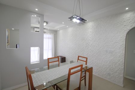 Apartamento para alugar com 73m², 2 quartos e 1 vagaSala de Jantar