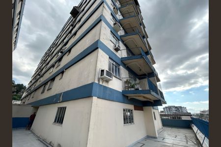 Apartamento para alugar com 73m², 2 quartos e 1 vagaFachada do bloco
