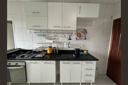 Apartamento para alugar com 73m², 2 quartos e 1 vagaCozinha - Armários