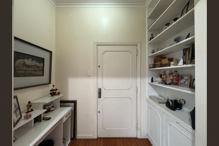 Apartamento à venda com 190m², 3 quartos e 1 vagaSala