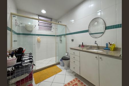 Apartamento à venda com 190m², 3 quartos e 1 vagaBanheiro Suíte