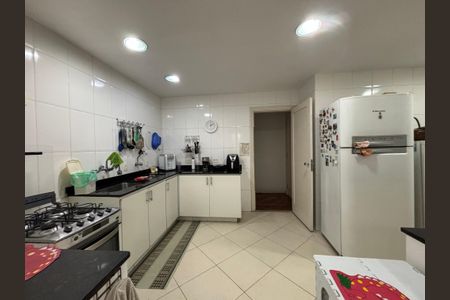 Apartamento à venda com 190m², 3 quartos e 1 vagaCozinha