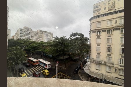 Apartamento à venda com 190m², 3 quartos e 1 vagaSala - vista