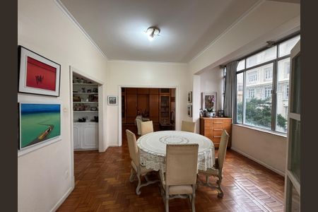 Apartamento à venda com 190m², 3 quartos e 1 vagaSala