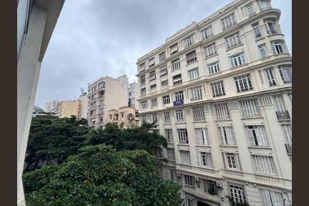 Apartamento à venda com 190m², 3 quartos e 1 vagaSala - vista