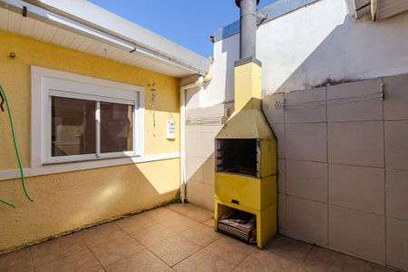 Casa à venda com 89m², 3 quartos e 1 vaga Casa à venda com 89m², 3 quartos e 1 vagaQuintal