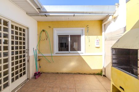 Casa à venda com 89m², 3 quartos e 1 vaga Casa à venda com 89m², 3 quartos e 1 vagaQuintal