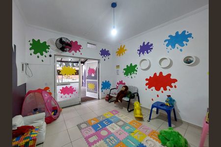 Apartamento à venda com 48m², 2 quartos e 1 vaga Apartamento à venda com 48m², 2 quartos e 1 vagaÁrea comum - Brinquedoteca