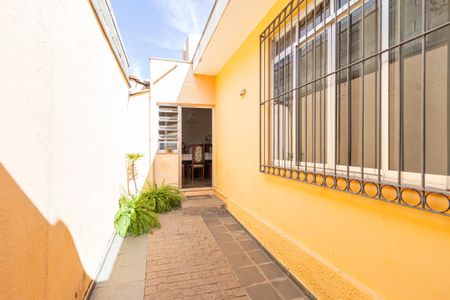 Casa à venda com 500m², 3 quartos e 2 vagas Casa à venda com 500m², 3 quartos e 2 vagasHall de entrada