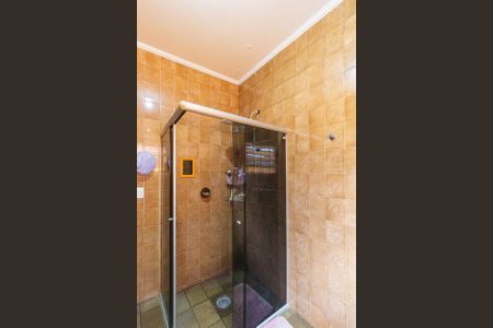 Casa à venda com 500m², 3 quartos e 2 vagas Casa à venda com 500m², 3 quartos e 2 vagasBanheiro 2