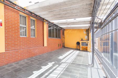 Casa à venda com 500m², 3 quartos e 2 vagas Casa à venda com 500m², 3 quartos e 2 vagasGaragem