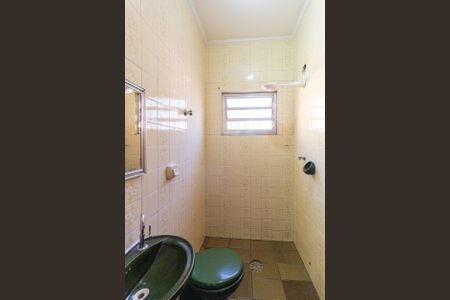 Casa à venda com 500m², 3 quartos e 2 vagas Casa à venda com 500m², 3 quartos e 2 vagasBanheiro 1