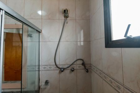 Apartamento à venda com 200m², 4 quartos e 3 vagasBanheiro da Suíte 2 - chuveiro