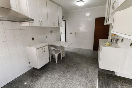Apartamento à venda com 200m², 4 quartos e 3 vagasCozinha