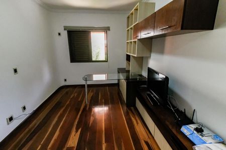 Apartamento à venda com 200m², 4 quartos e 3 vagasEscritório