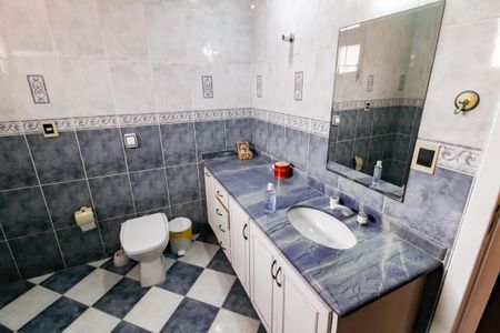 Apartamento à venda com 200m², 4 quartos e 3 vagasBanheiro Social