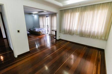 Apartamento à venda com 200m², 4 quartos e 3 vagasSala 2