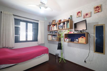 Casa à venda com 140m², 3 quartos e 2 vagasQuarto 2