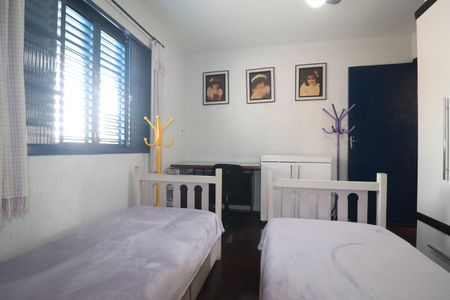 Casa à venda com 140m², 3 quartos e 2 vagasQuarto 3