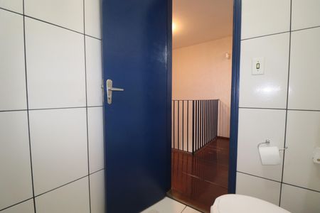 Casa à venda com 140m², 3 quartos e 2 vagasBanheiro