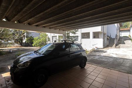 Casa à venda com 300m², 4 quartos e 4 vagasGaragem