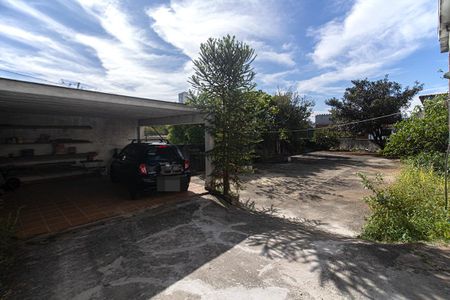 Casa à venda com 300m², 4 quartos e 4 vagasGaragem