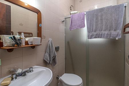 Casa à venda com 300m², 4 quartos e 4 vagasBanheiro 1