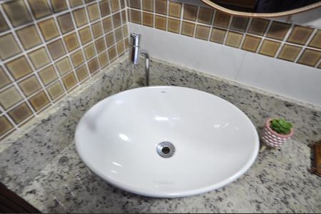 Apartamento à venda com 55m², 2 quartos e 1 vagaBanheiro