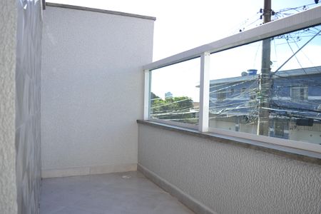 Apartamento para alugar com 66m², 2 quartos e 1 vagaSacada