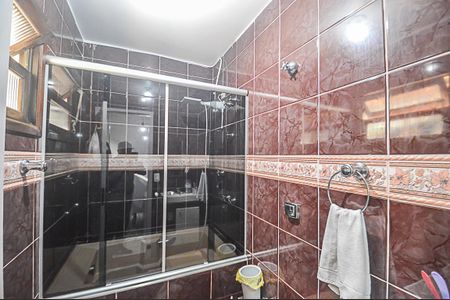 Casa para alugar com 160m², 4 quartos e 2 vagas Casa para alugar com 160m², 4 quartos e 2 vagasBanheiro da Suíte