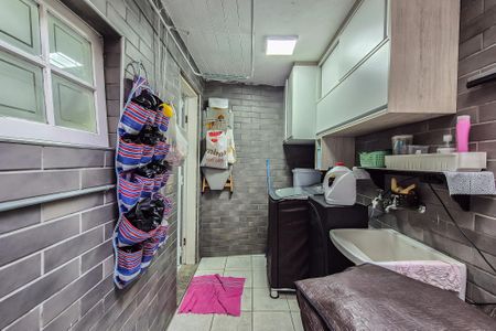 Casa para alugar com 160m², 4 quartos e 2 vagas Casa para alugar com 160m², 4 quartos e 2 vagasÁrea de Serviço