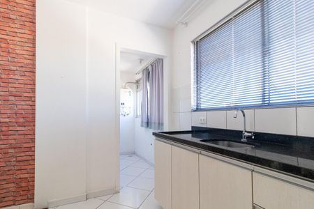 Apartamento para alugar com 31m², 1 quarto e 1 vaga Apartamento para alugar com 31m², 1 quarto e 1 vagaCozinha - Armários
