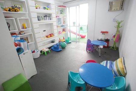 Apartamento à venda com 78m², 2 quartos e 1 vagaÁrea comum - Playground