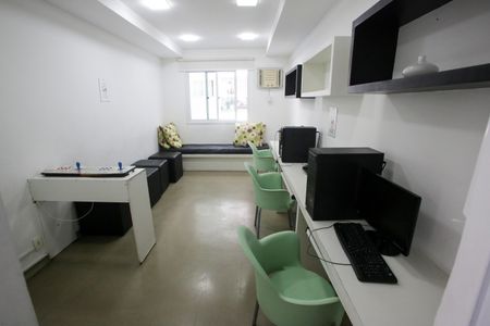 Apartamento à venda com 78m², 2 quartos e 1 vagaLan house