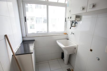 Apartamento à venda com 78m², 2 quartos e 1 vagaÁrea de Serviço