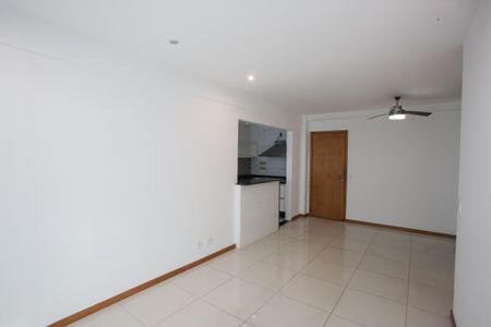 Apartamento à venda com 78m², 2 quartos e 1 vagaSala