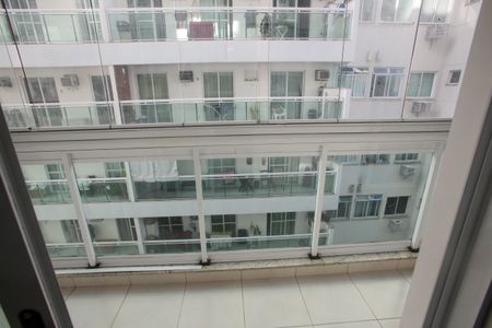 Apartamento à venda com 78m², 2 quartos e 1 vagaVaranda do Quarto 